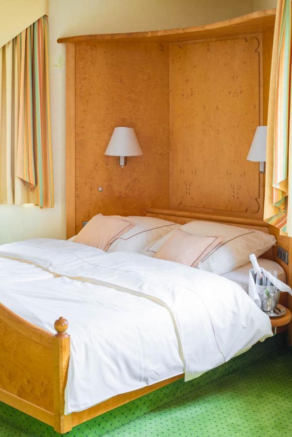 Hotel-Pension เอชเวเกอ ภายนอก รูปภาพ